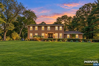23 Riverview Terrace Mahwah NJ 07430