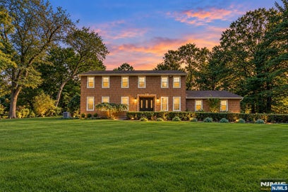 23 Riverview Terrace Mahwah NJ 07430
