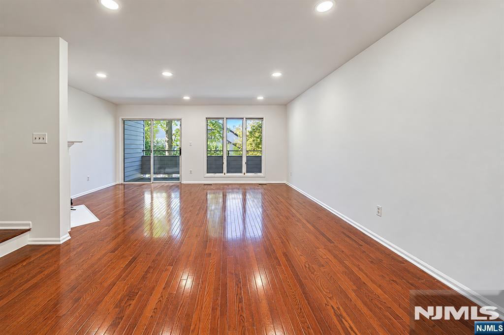 92 Meadowview Court