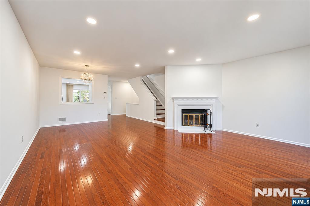 92 Meadowview Court