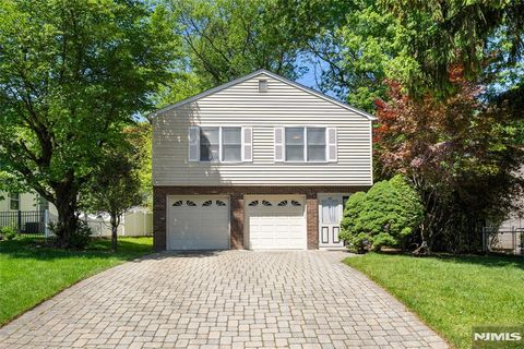 67 Short Place Cresskill NJ 07626