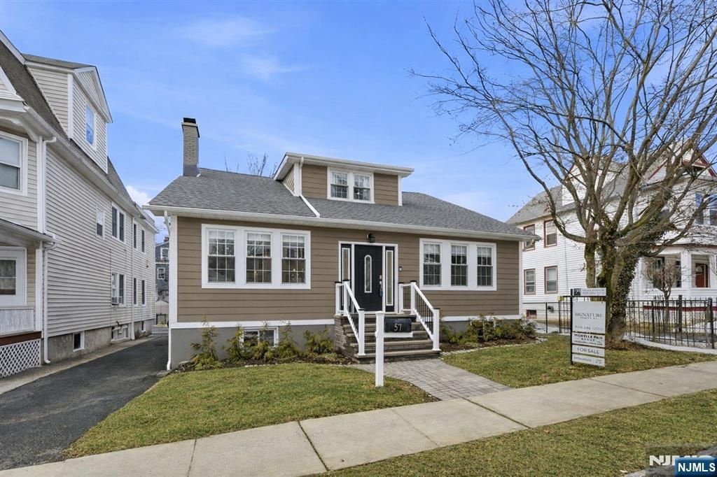 Photo of 57 High Street, West Orange, NJ 07052 (MLS # 26006785)