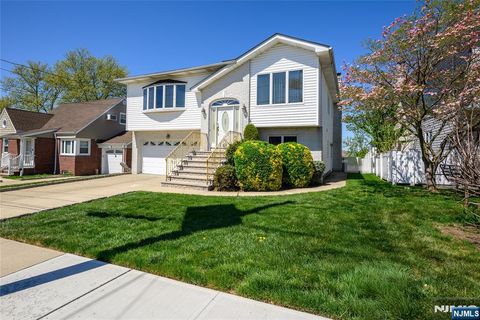 Photo of 147 11th Street, Wood Ridge, NJ 07075 (MLS # 26013613)