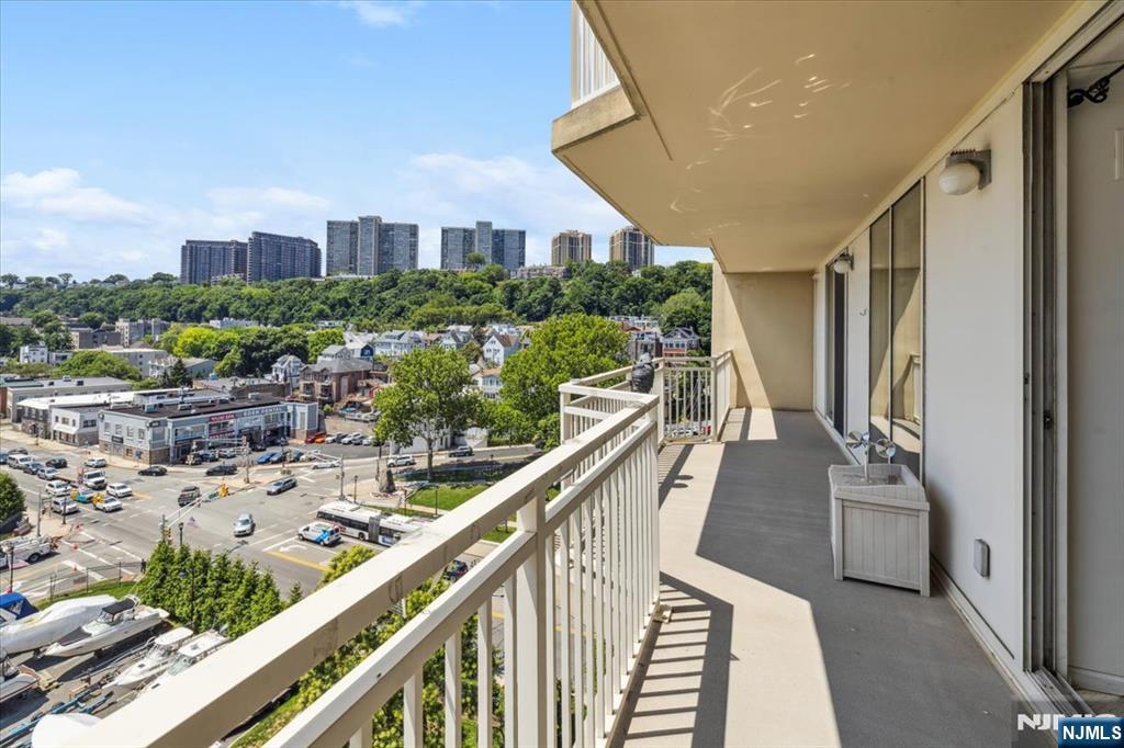 1055 River Road 1014