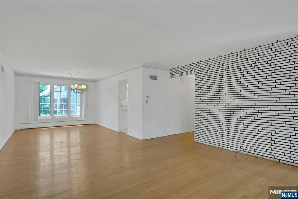 316 Sanford Avenue