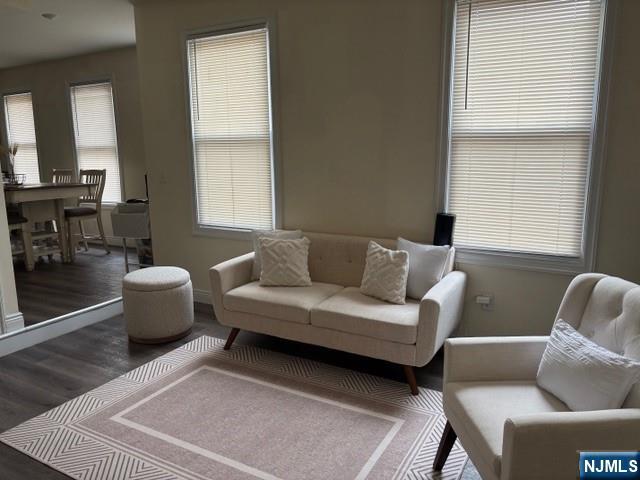 9-15 Washington Street 4