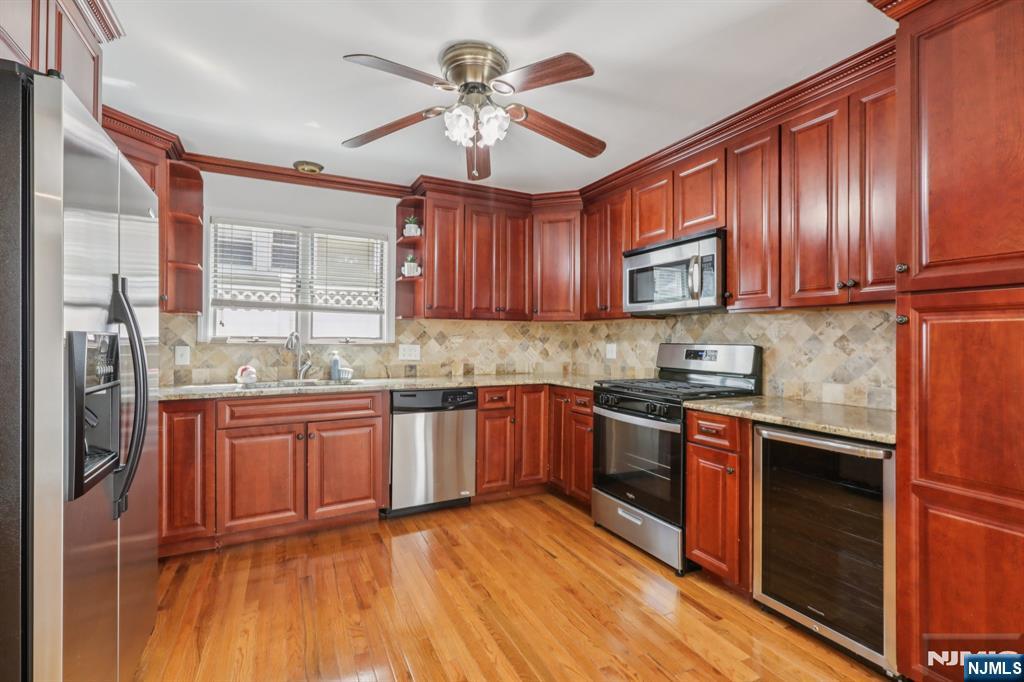 237 W Madison Avenue