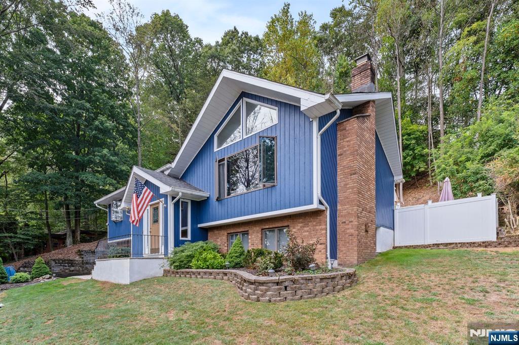 800 Van Emburgh Avenue