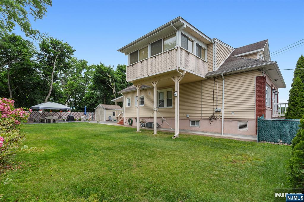 39 Chamberlain Avenue