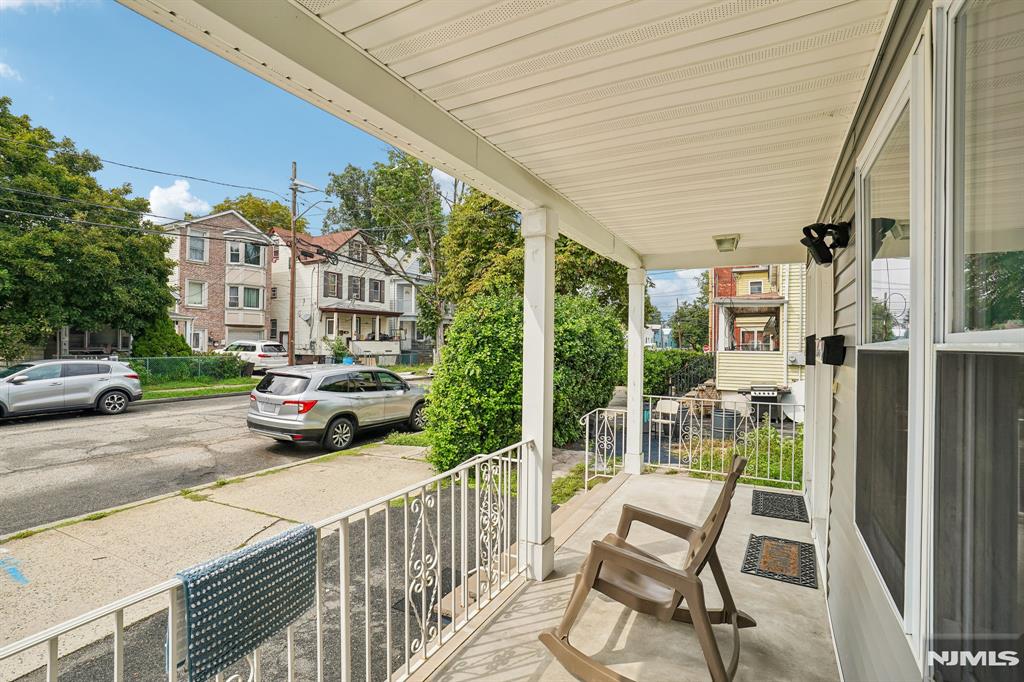 108-110 10th Street