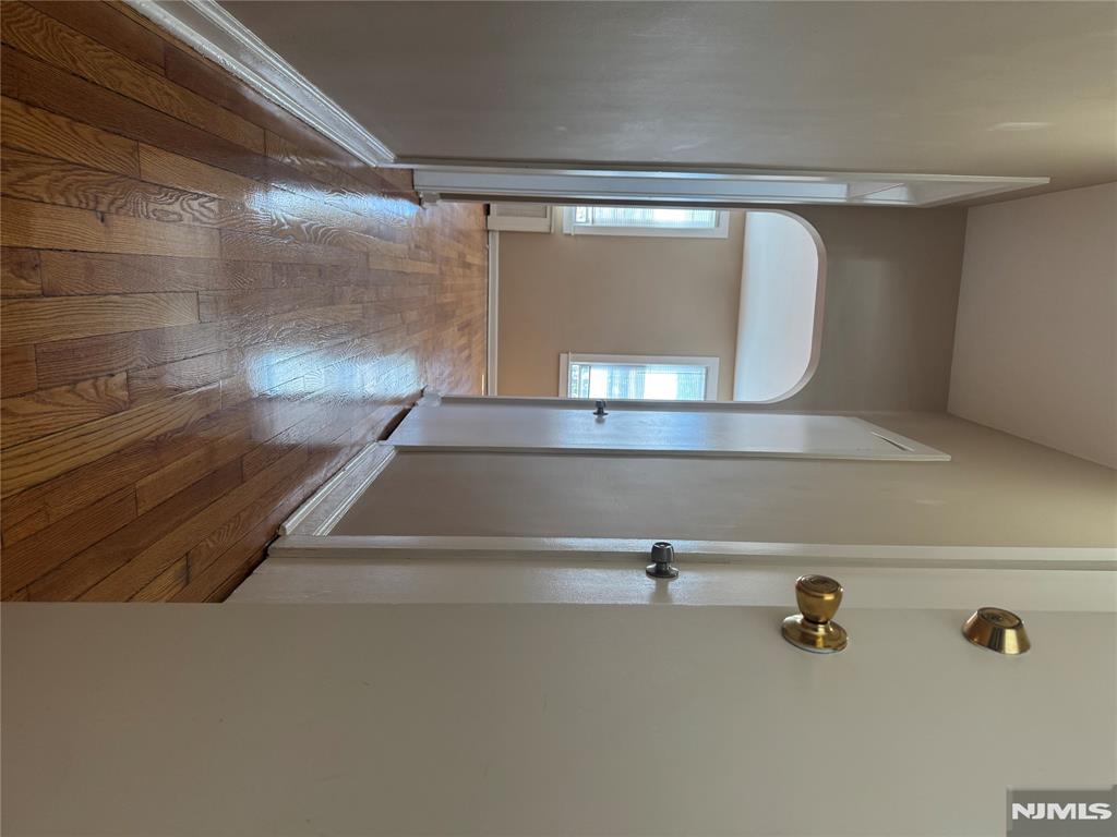 37-10 Broadway 1