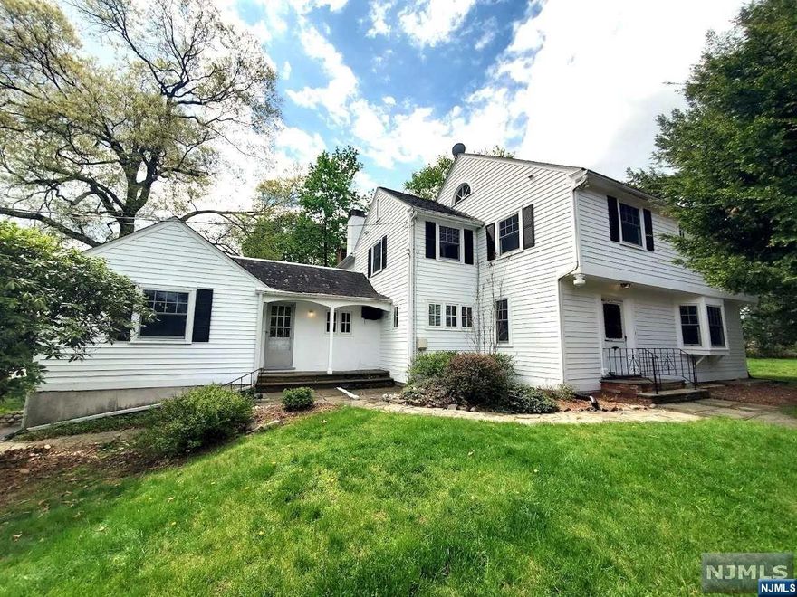 Welcome to Ramsey, a charming town situated in Bergen County NJ. This beautifully maintained home exudes character in every corner, showcasing colonial architecture, three fireplaces, and two screened-in lemonade porches. Boasting five bedrooms and 3.5 bathrooms, this home has the potential for even more bedrooms by utilizing one of the many first-floor rooms for either BR or home office.3343 sf per tax records. Conveniently located close to all of the amenities Ramsey has to offer, including the town pool facility, lively center of town, and two train stations. Possibly a great extended family-in-law suite on the 1st Fl. Make your appointment today.**The home faces Broad St.