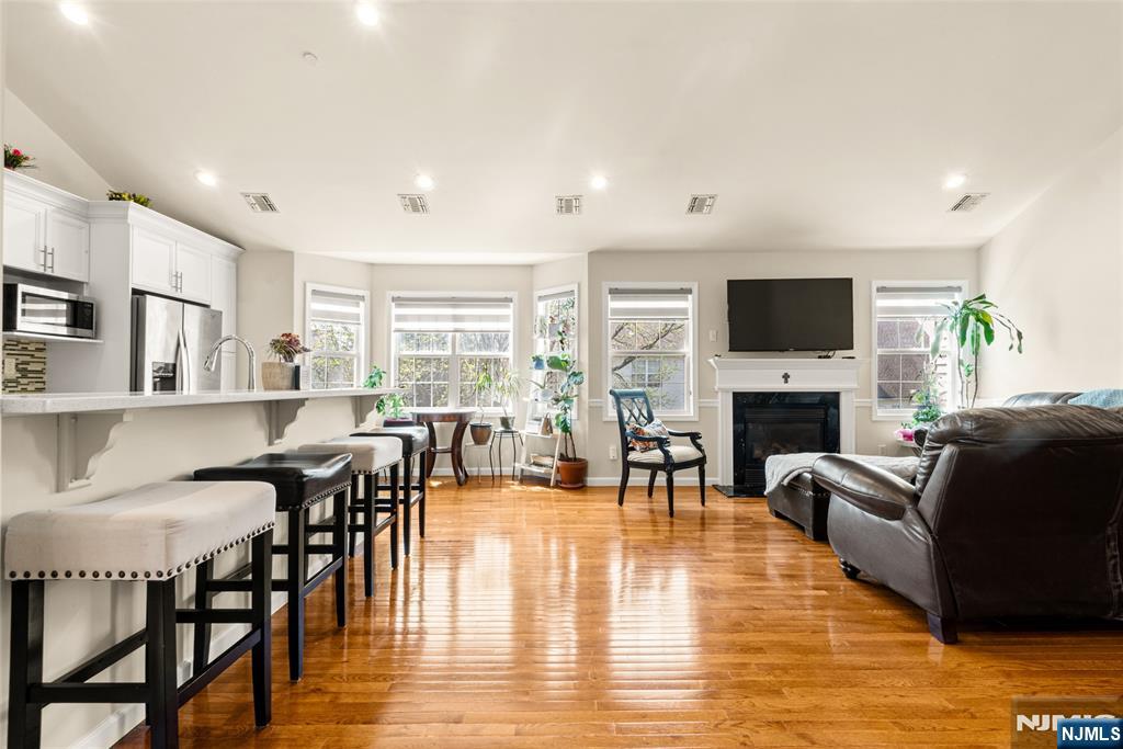 569 Coventry Drive 5070