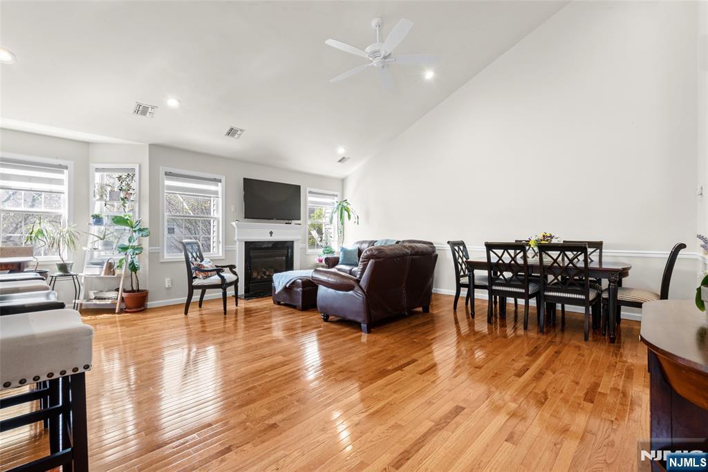 569 Coventry Drive 5070