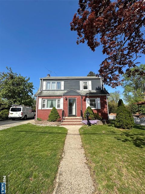 Photo of 104 John Place, Bergenfield, NJ 07621 (MLS # 26012598)