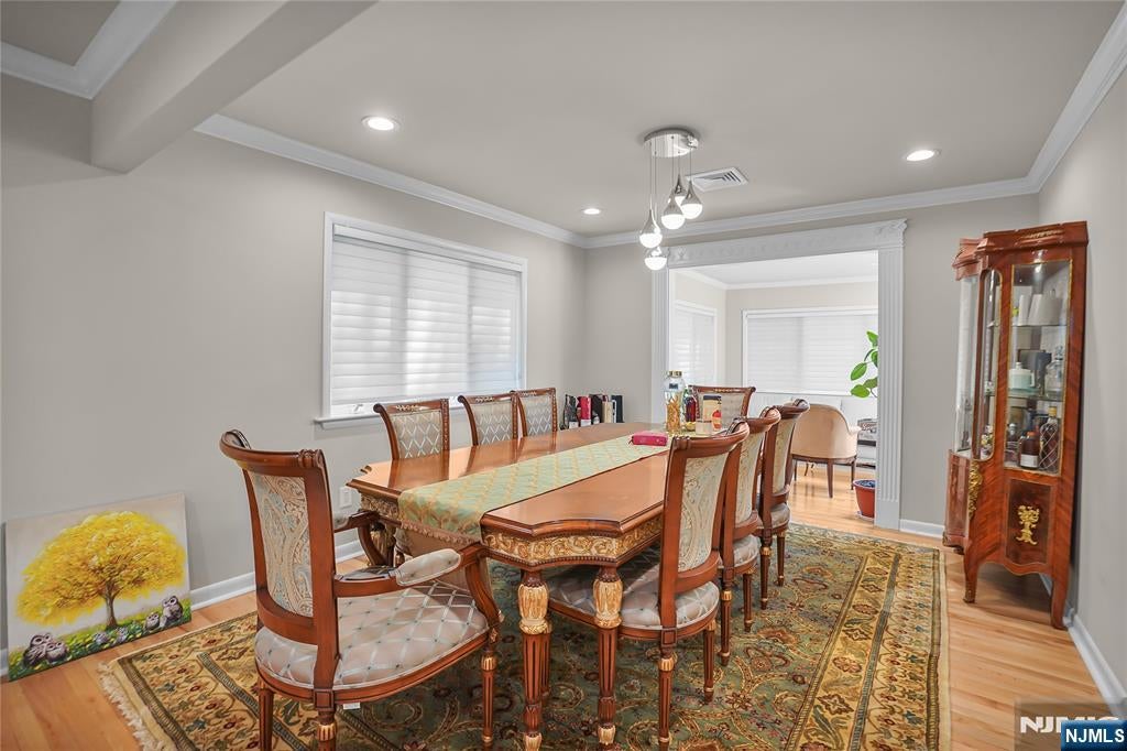 318 Briarcliff Lane