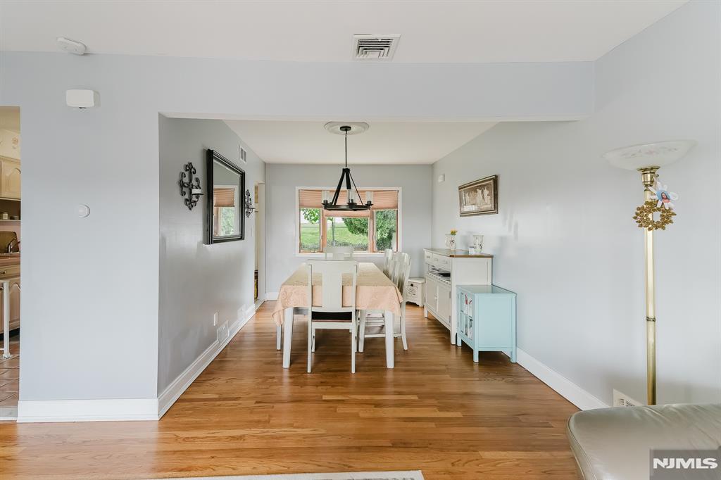 29 Hickory Road
