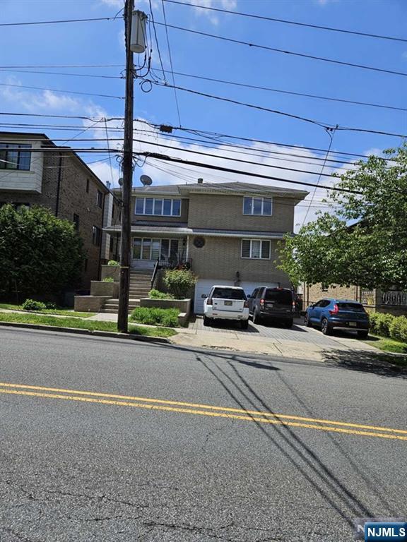 Rental Property at 54 E Brinckerhoff Ave 1st Floor, Palisades Park, New Jersey - Bedrooms: 3 
Bathrooms: 2 
Rooms: 6  - $3,700 MO.