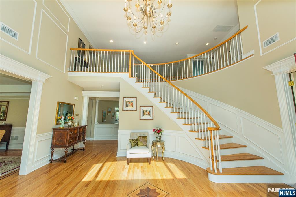 5 Julia Court