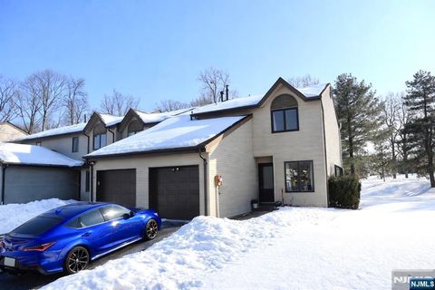 8 Dogwood Circle Other Areas NJ 08822