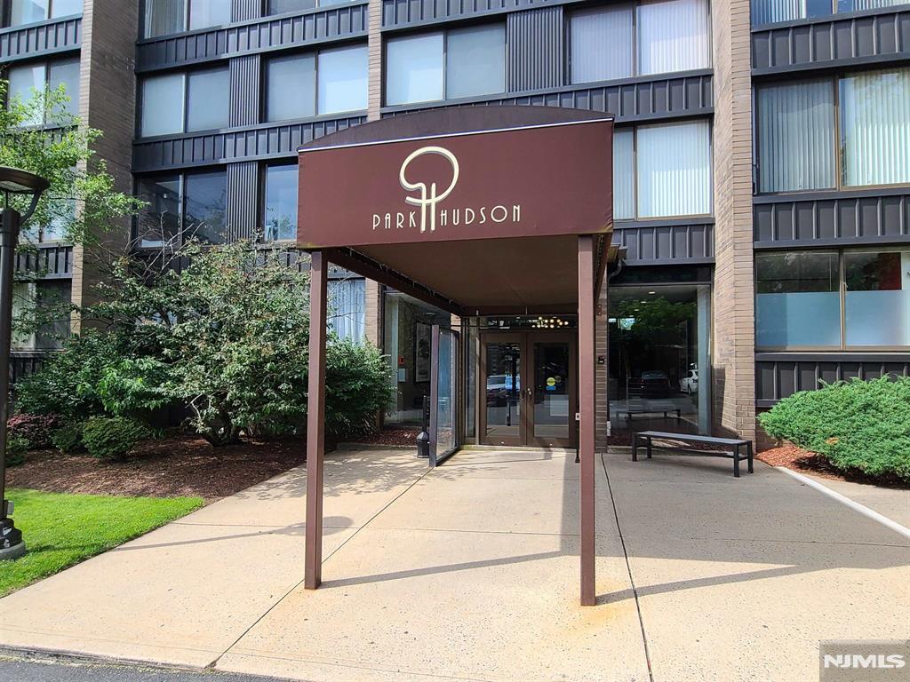 9060 Palisade 612