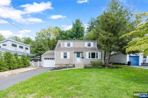 Photo of 59 Delmar Avenue, Cresskill, NJ 07626 (MLS # 26031550)