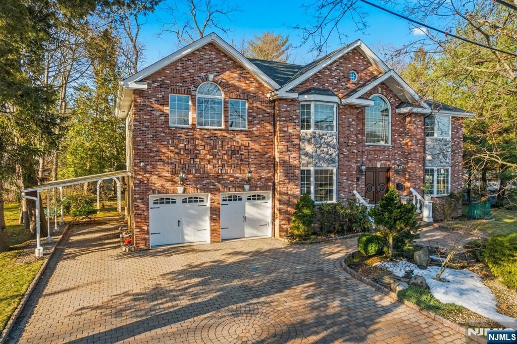 Photo of 49 Ross Avenue, Demarest, NJ 07627 (MLS # 26008061)