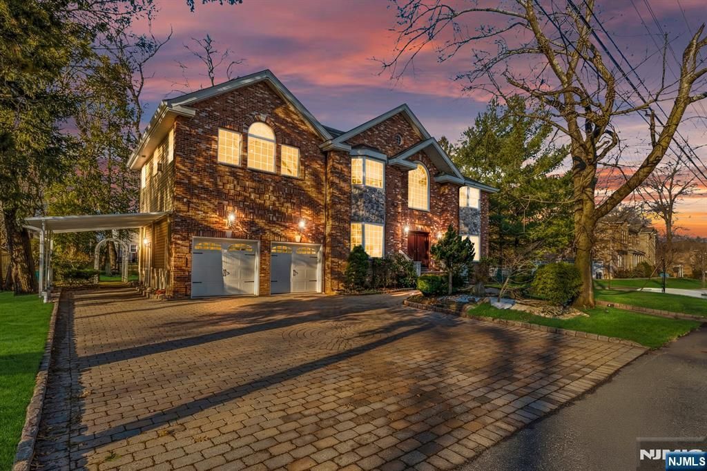 Photo of 49 Ross Avenue, Demarest, NJ 07627 (MLS # 26008061)