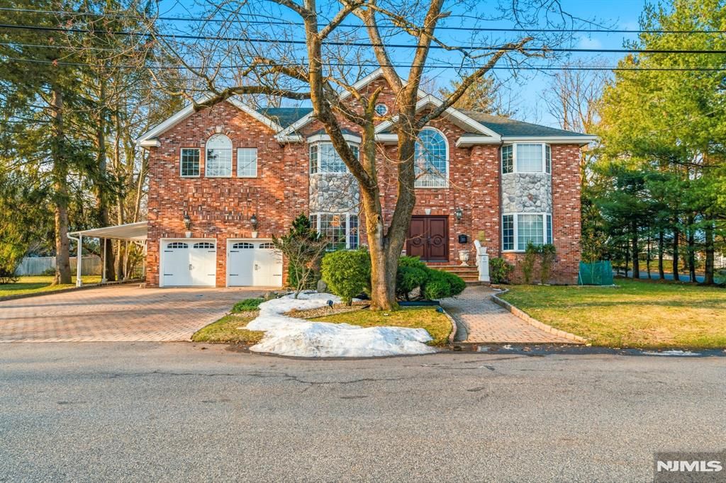 Photo of 49 Ross Avenue, Demarest, NJ 07627 (MLS # 26008061)