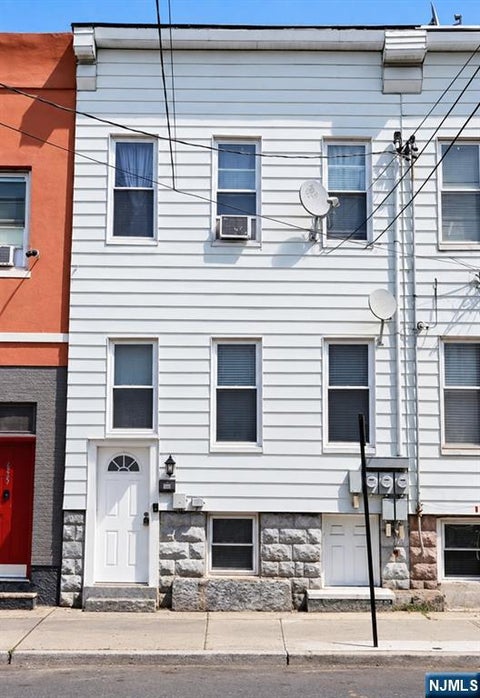 Photo of 653 4th Avenue, Elizabeth, NJ 07202 (MLS # 26034606)