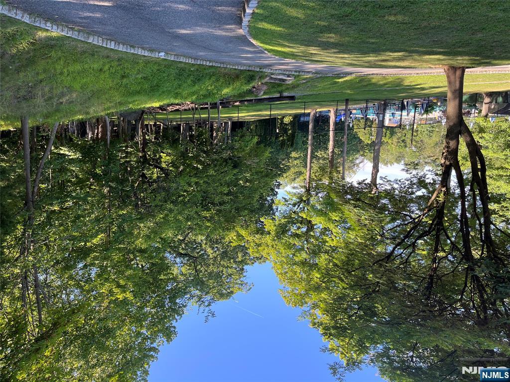 Cedar Grove, New Jersey 07009, United States, 5 Bedrooms Bedrooms, ,3 BathroomsBathrooms,Residential,Active,191119