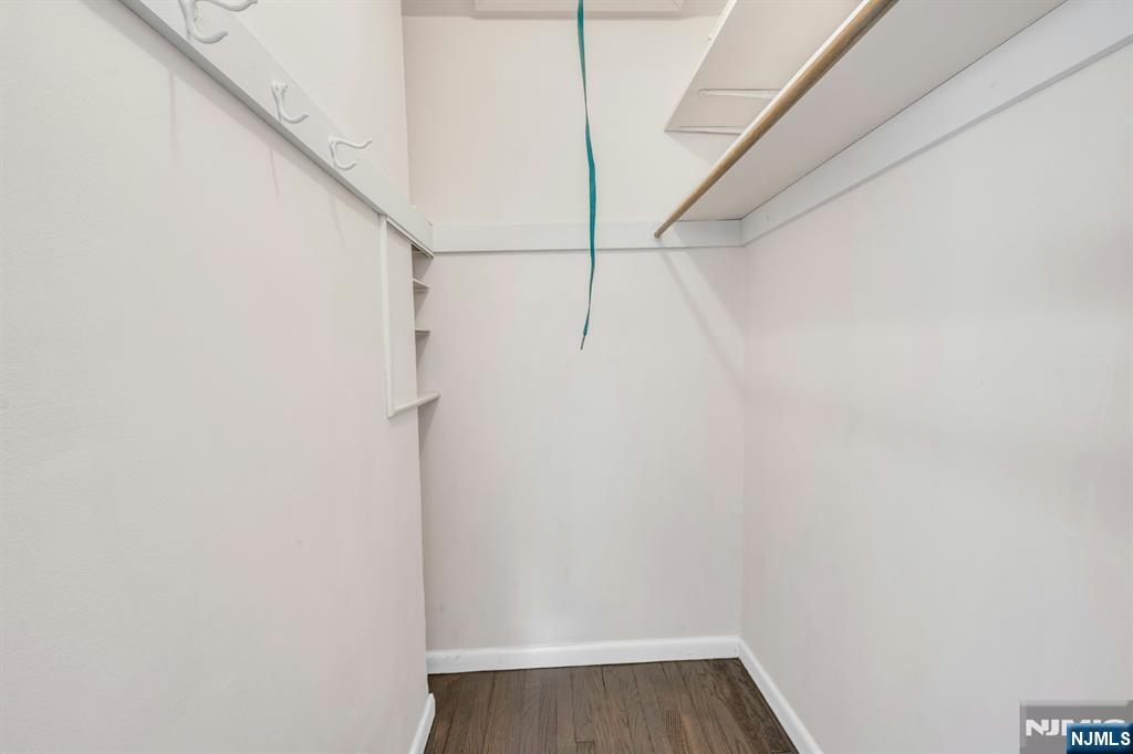 Cedar Grove, New Jersey 07009, United States, 5 Bedrooms Bedrooms, ,3 BathroomsBathrooms,Residential,Active,191119