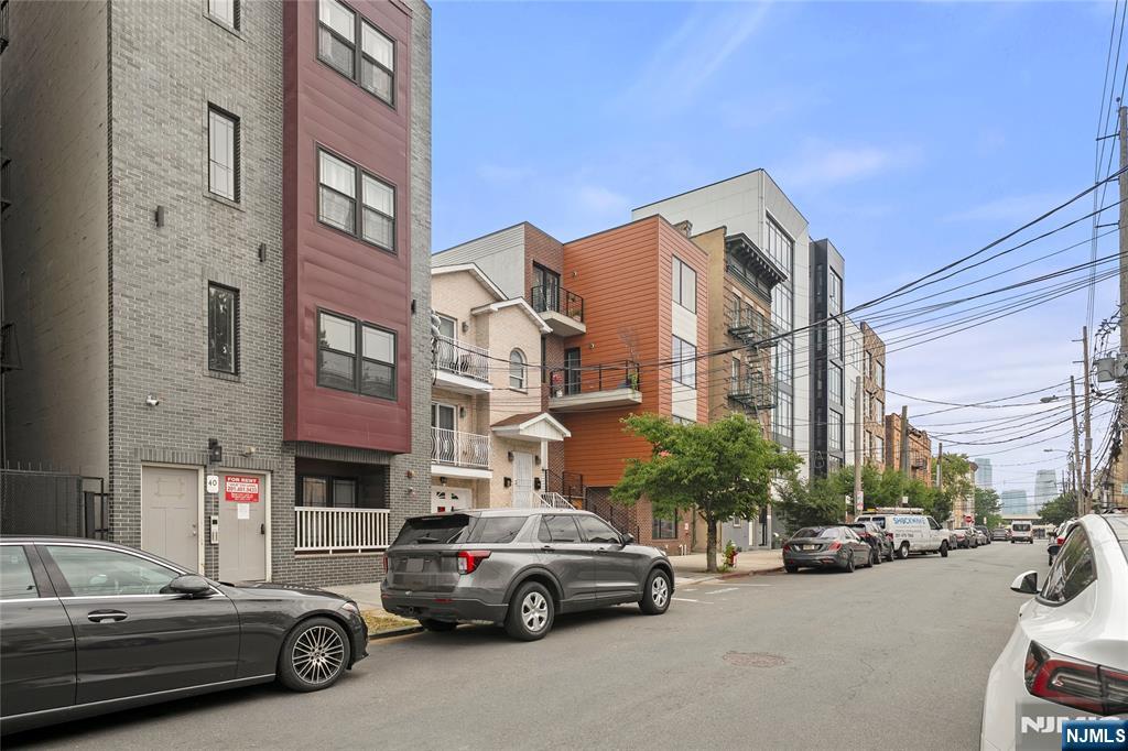 38 Vroom Street