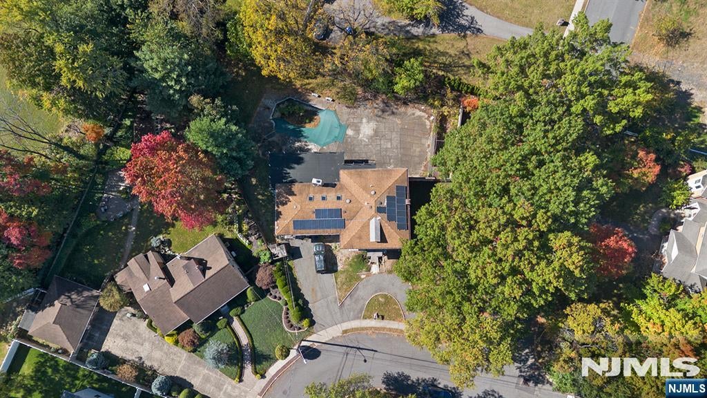 150 Lawrence Drive