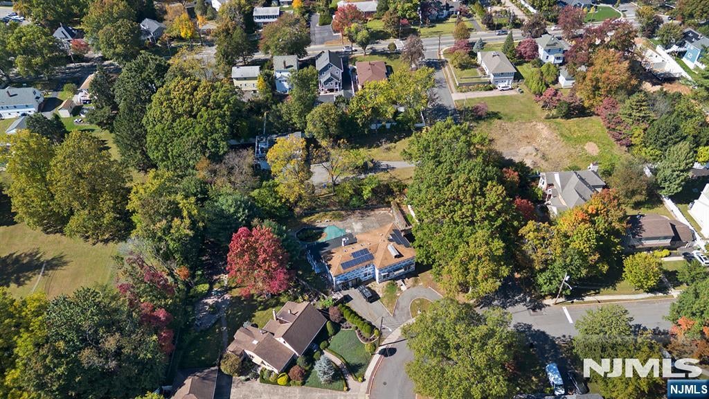 150 Lawrence Drive