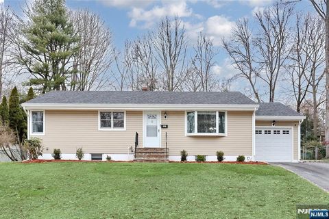 221 Raymond Street Hillsdale NJ 07642