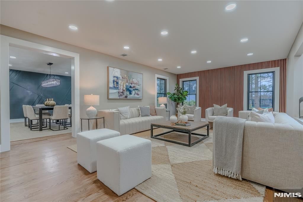 Photo of 547 Highland Avenue, Ridgewood Village, NJ 07450 (MLS # 25042628)