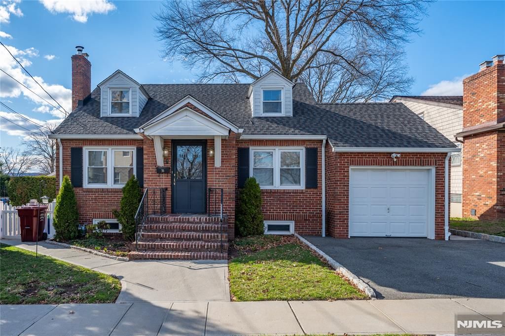 Photo of 35 Hastings Avenue, Nutley, NJ 07110 (MLS # 26008982)