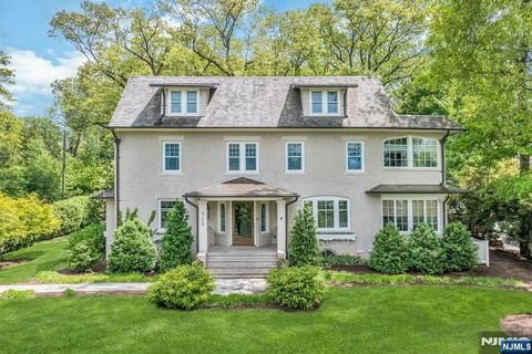 245 Heights Road Ridgewood NJ 07450