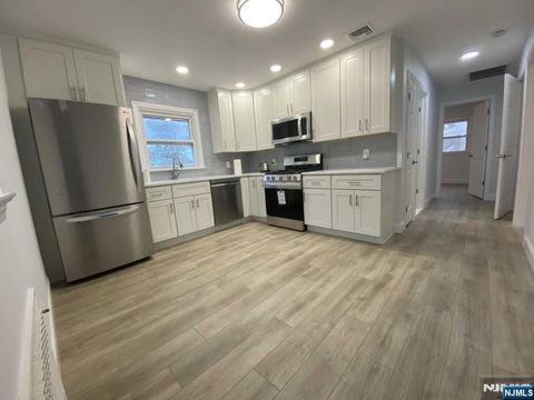Photo of 637 6th St #2, Carlstadt, NJ 07072 (MLS # 26026700)