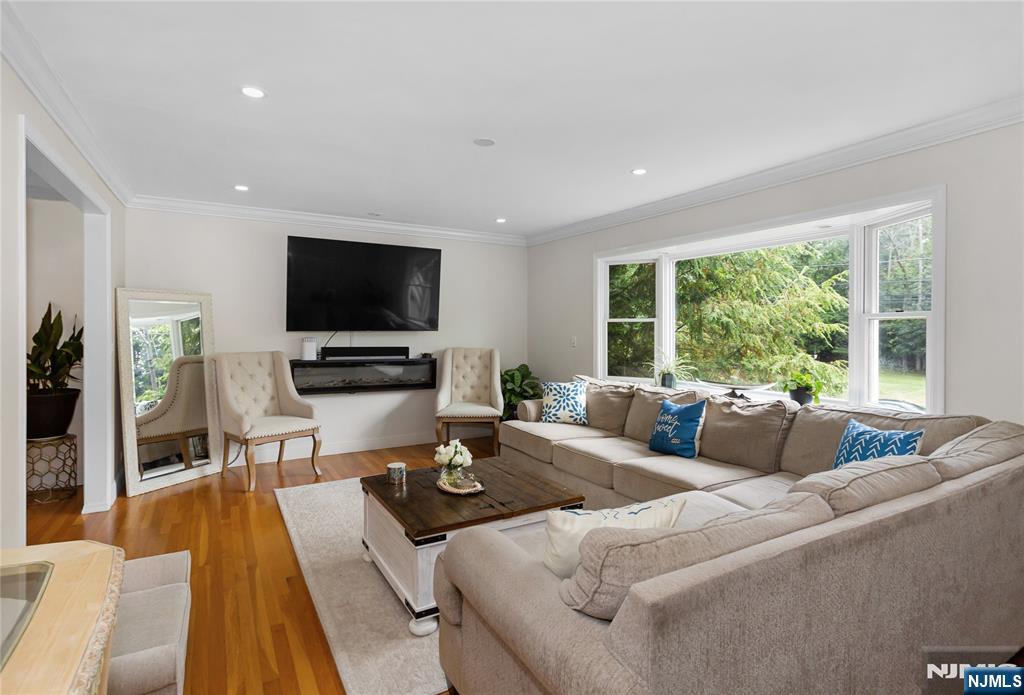 1 Nugent Place