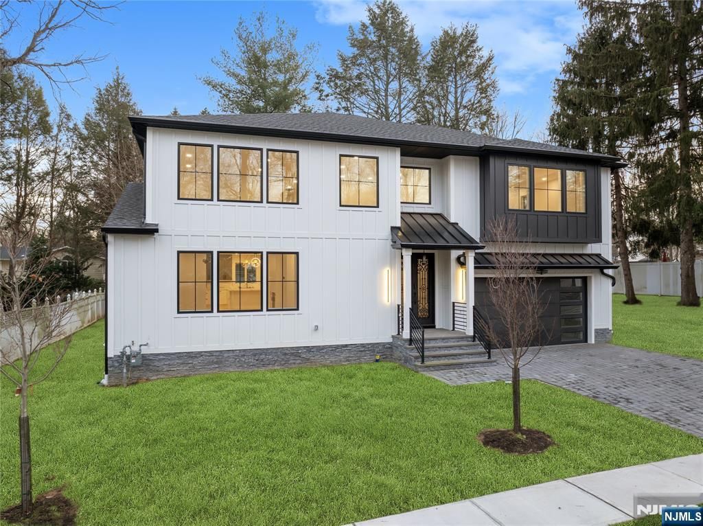 Photo of 42 Harvey Street, Closter, NJ 07624 (MLS # 26002403)