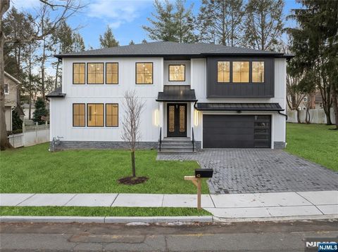 42 Harvey Street Closter NJ 07624