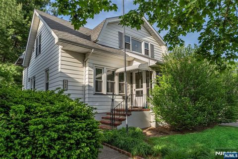 107 Kingston Avenue Hawthorne NJ 07506