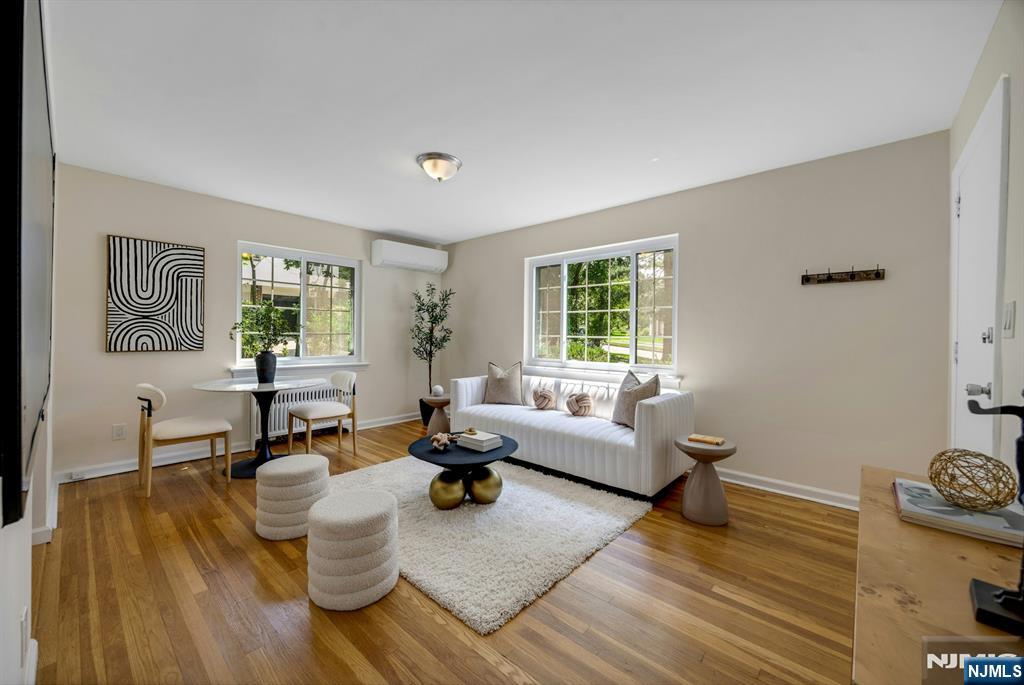 99 Tracey Place 3