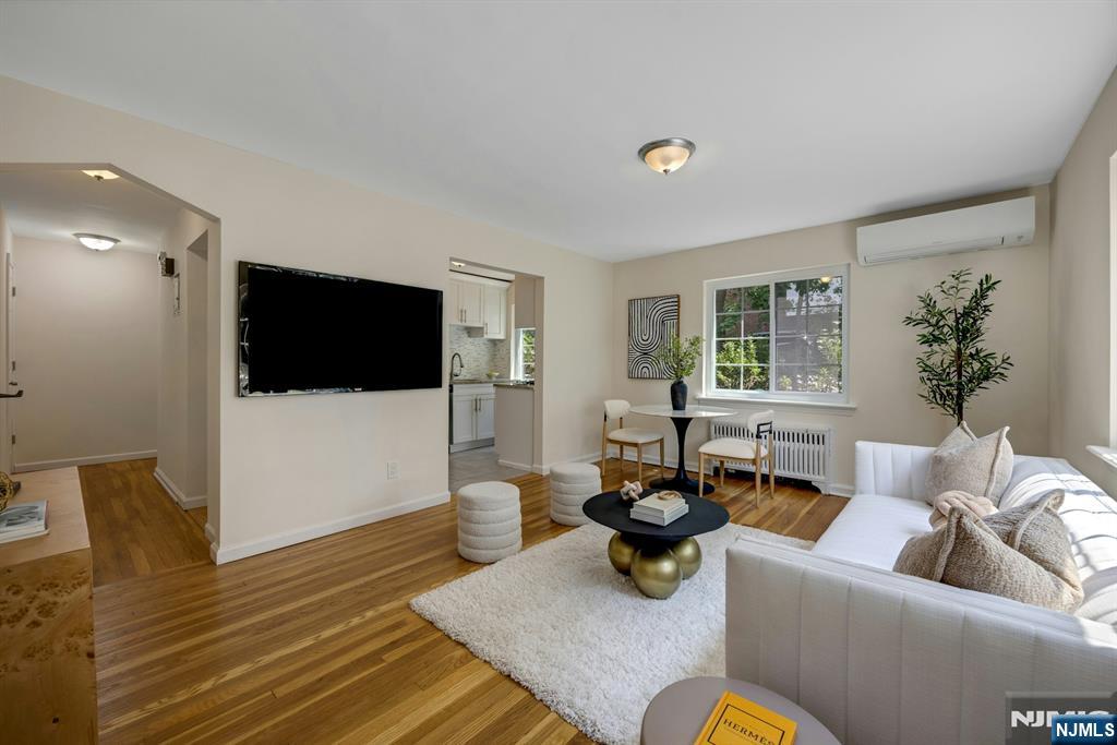 99 Tracey Place 3