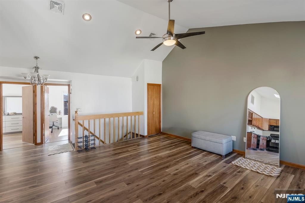 1 2nd Street 2nd Floor