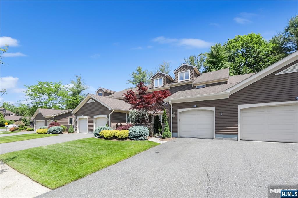 238 Westervelt Lane