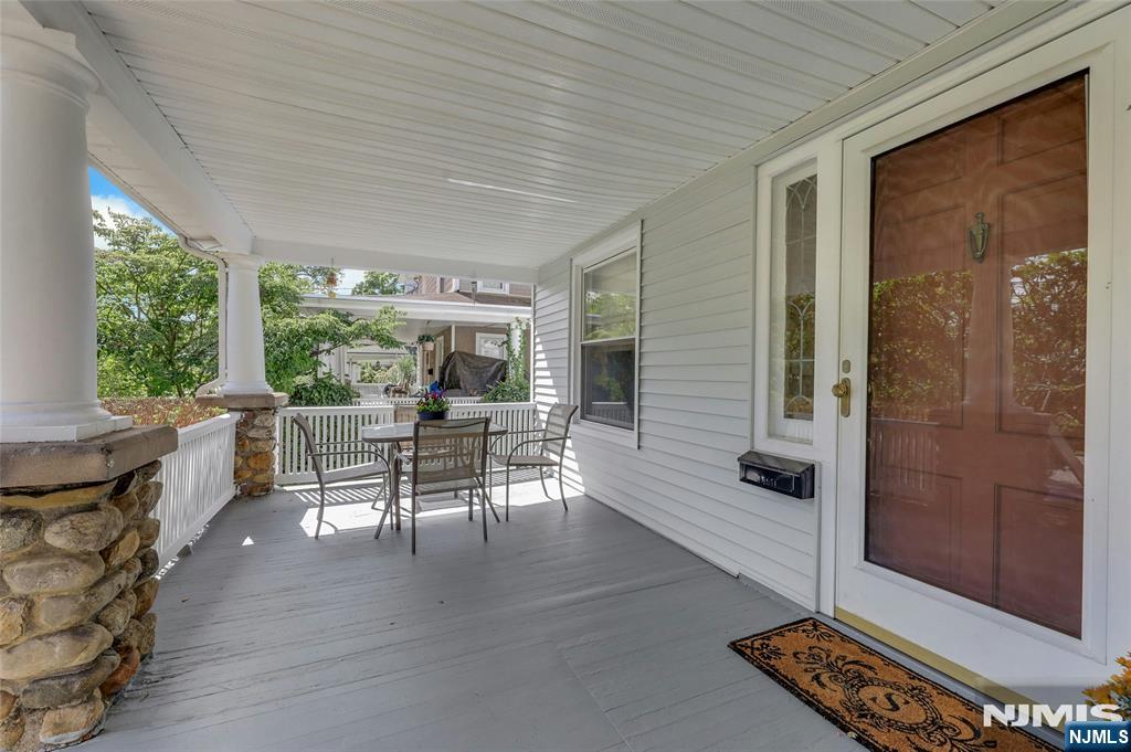 144 Lincoln Avenue