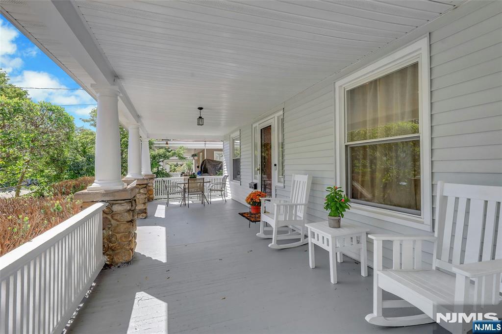 144 Lincoln Avenue